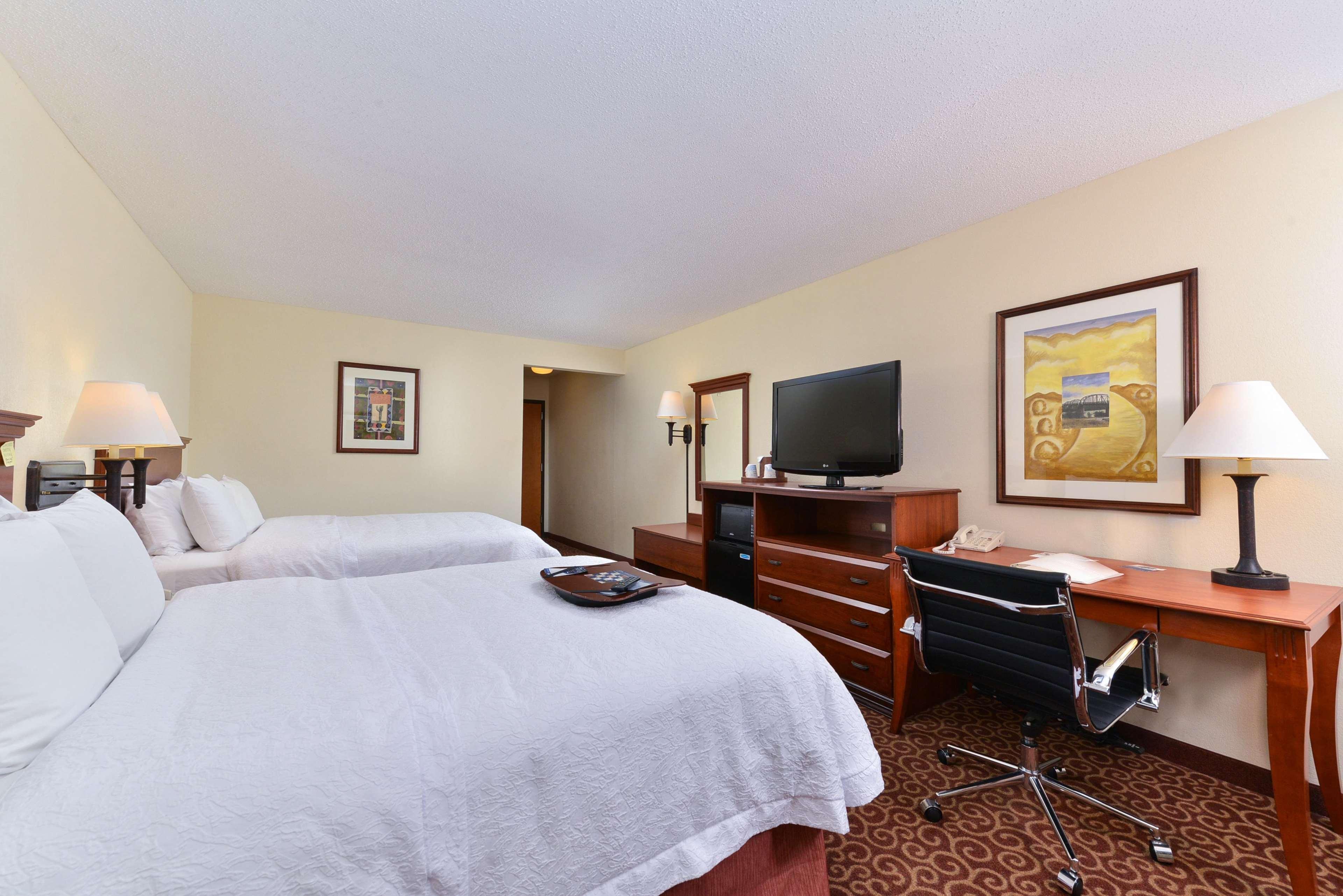 Hampton Inn Eagle Pass Exterior photo